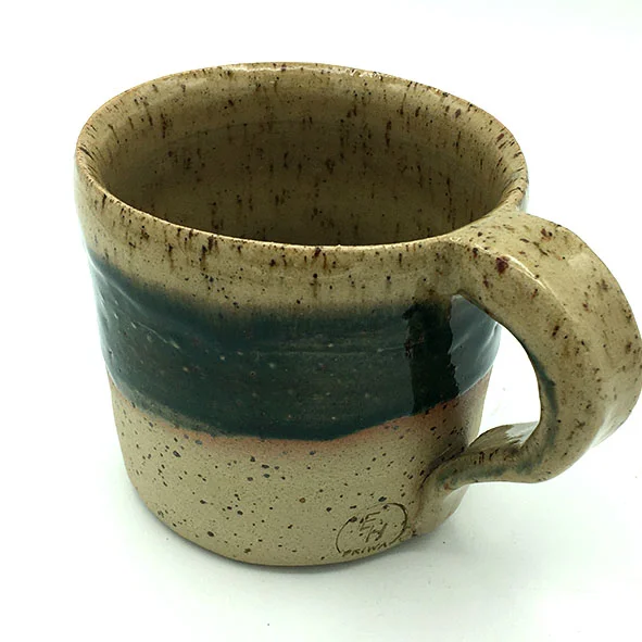 Rustikale getöpferte Kaffeetasse Modell Rohdiamant